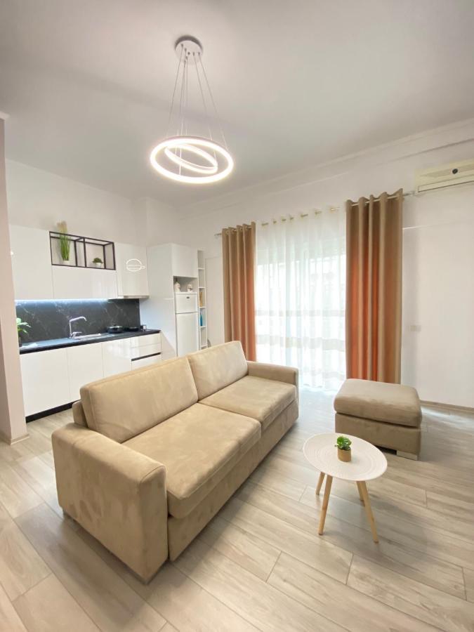 Newly Renovated One Bedroom Apartment In Tirana Buitenkant foto